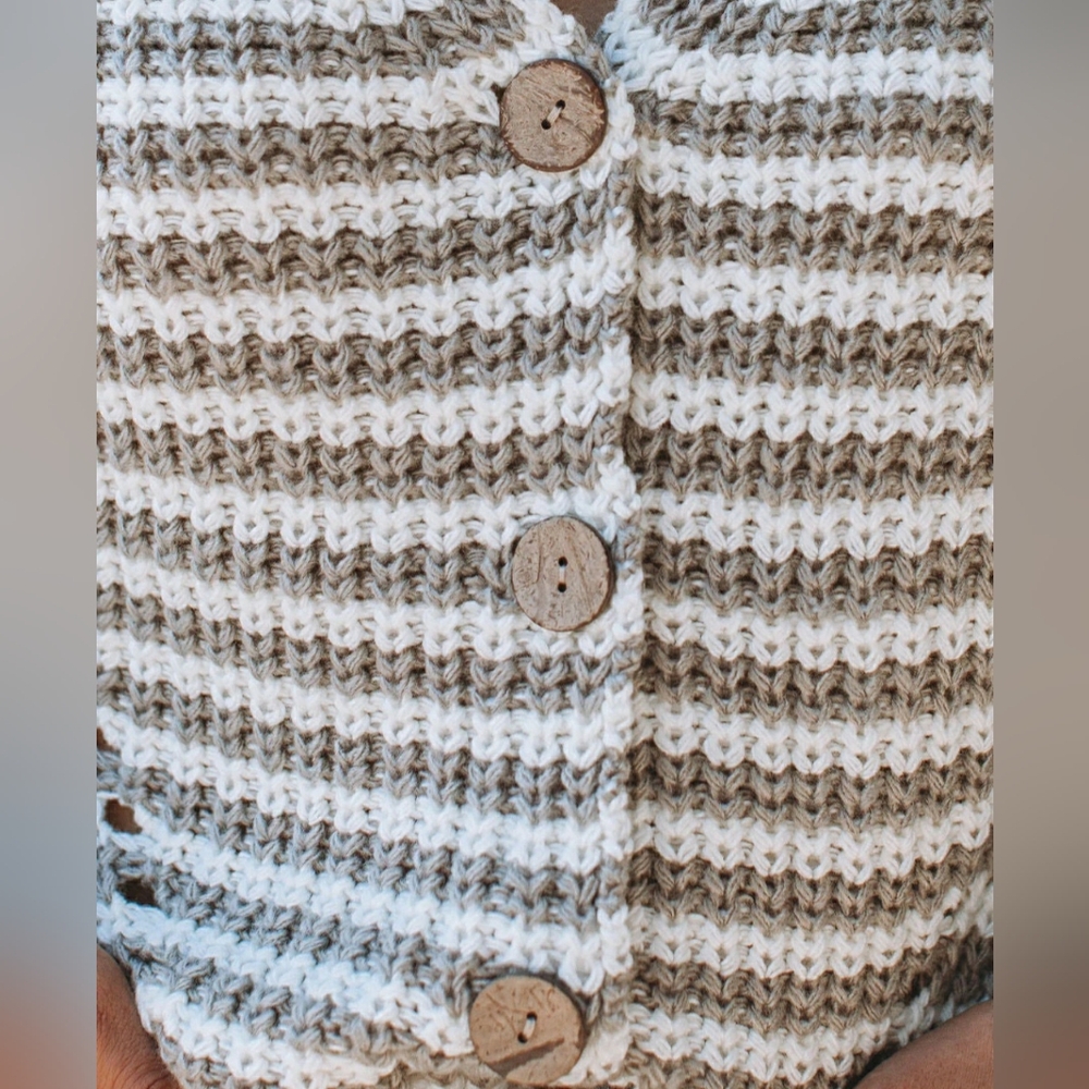 VICI COLLECTION AUSTEN STRIPED BUTTON FRONT KNIT CARDIGAN - Picture 4 of 11